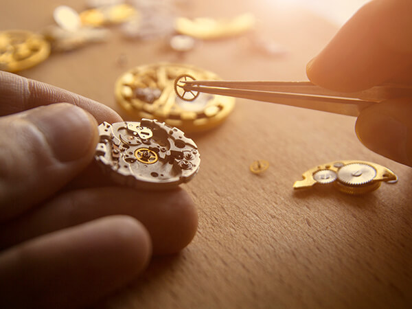 erp implementation detail 02 watchmaker assembling watch